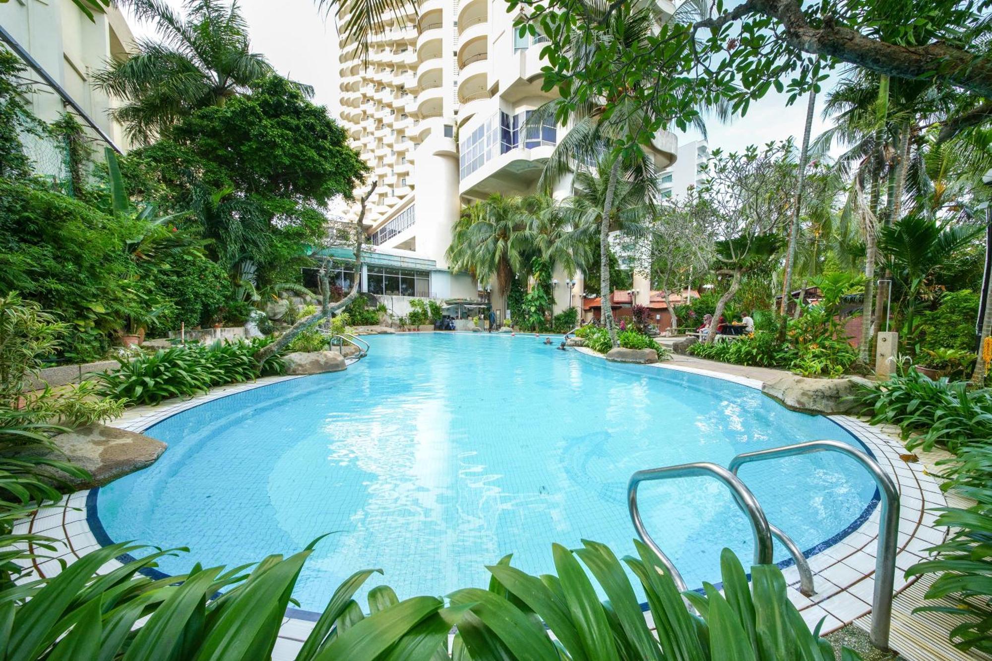 Rainbow Paradise At Tanjung Bungah Tanjung Bungah  Exterior foto